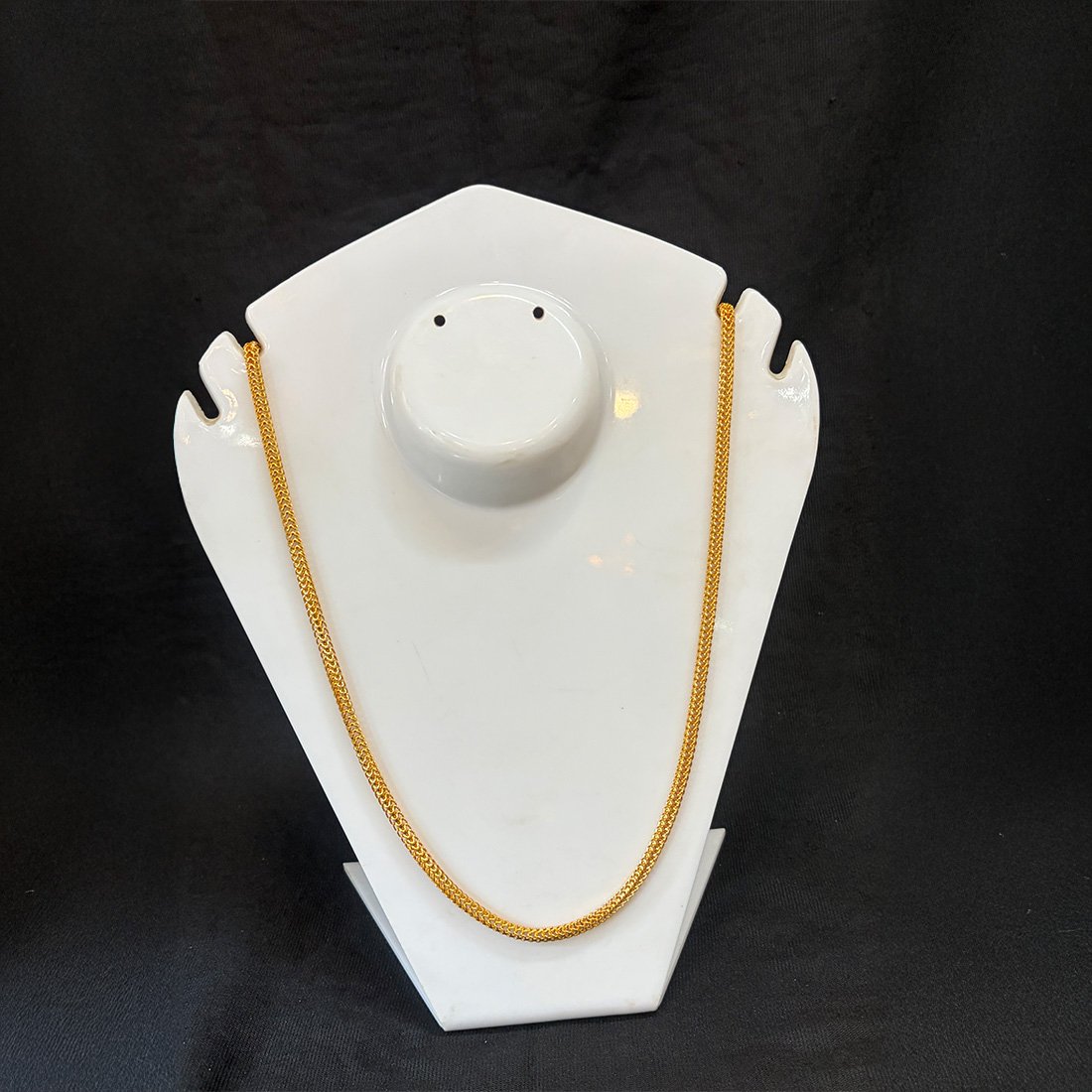 Elegant Gold Chain Design 2