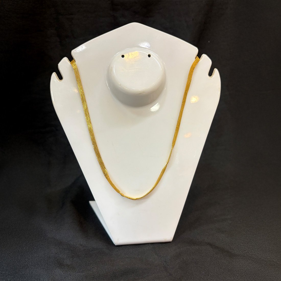 Elegant Gold Chain Design 2